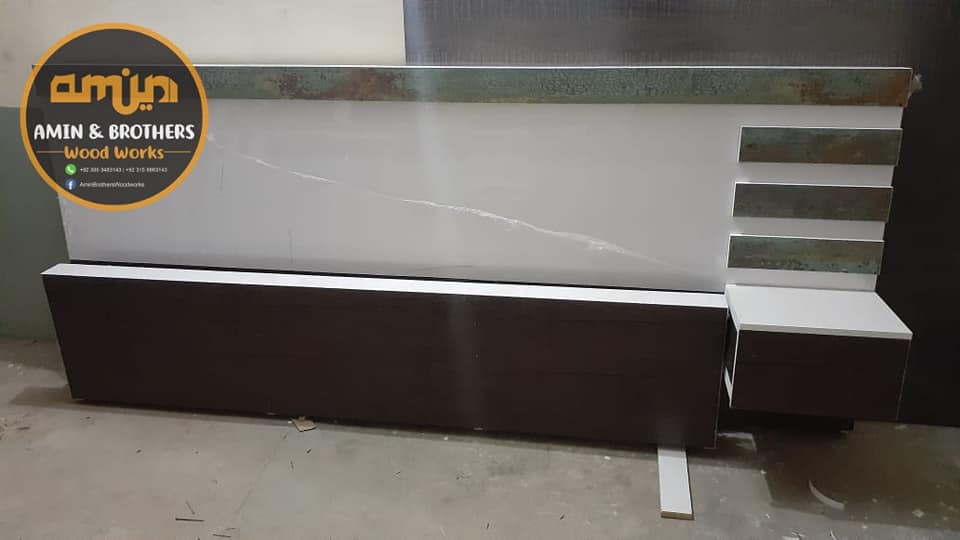 Ash White & Green King Size Bed, view 3
